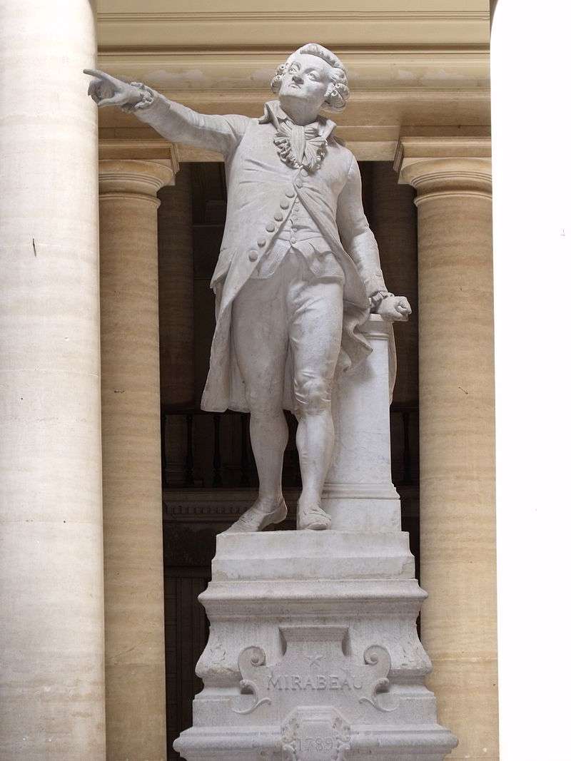 Statue of Honoré de Mirabeau. Palais de justice d'Aix-en-Provence
