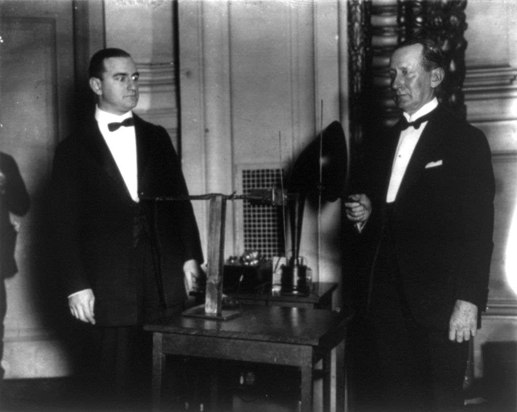 American electrical engineer Alfred Norton Goldsmith and Marconi on 26 June 1922.