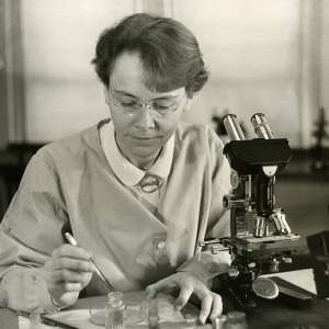 Barbara McClintock and the discovery of jumping genes