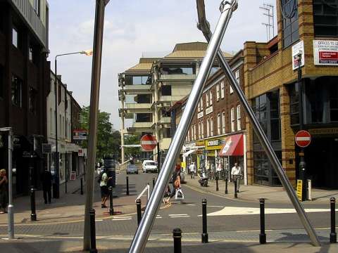 Statue of a tripod from The War of the Worlds in Woking, England.
