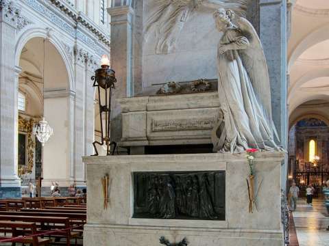 Bellini's tomb in the Catania Cathedral in Sicily