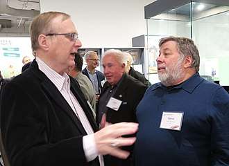 Allen and Steve Wozniak at the Living Computer Museum in 2017