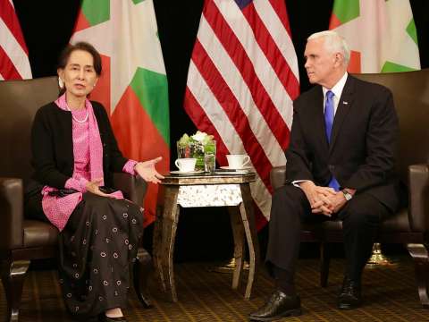 Aung San Suu Kyi with U.S. Vice President Mike Pence, 14 November 2018