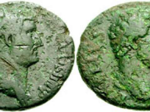 Coin (136–138 AD) of Hadrian (obverse) and his adoptive son, Lucius Aelius (reverse).