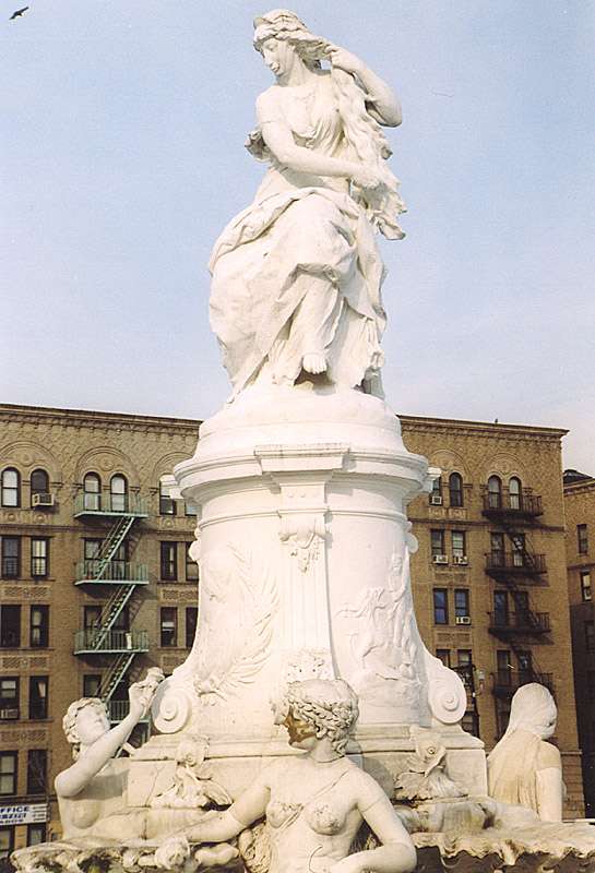 Statue of Lorelei; the Lorelei Fountain – Heine Memorial – is located in the Bronx, New York City