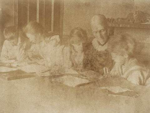 Virginia (3rd from left) with her mother and the Stephen children at their lessons, Talland House, c. 1894
