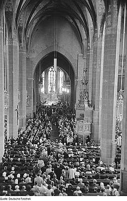 28 July 1950: memorial service for Bach in Leipzig's Thomaskirche, on the 200th anniversary of the composer's death