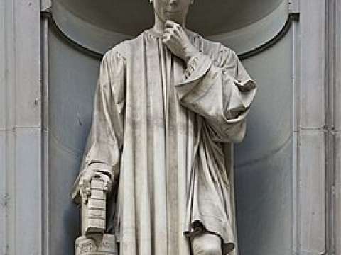Statue at the Uffizi