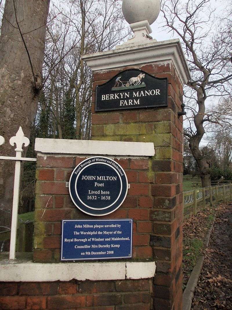 Commemorative blue plaque 'John Milton lived here 1632–1638' at Berkyn Manor Farm, Horton, Berkshire