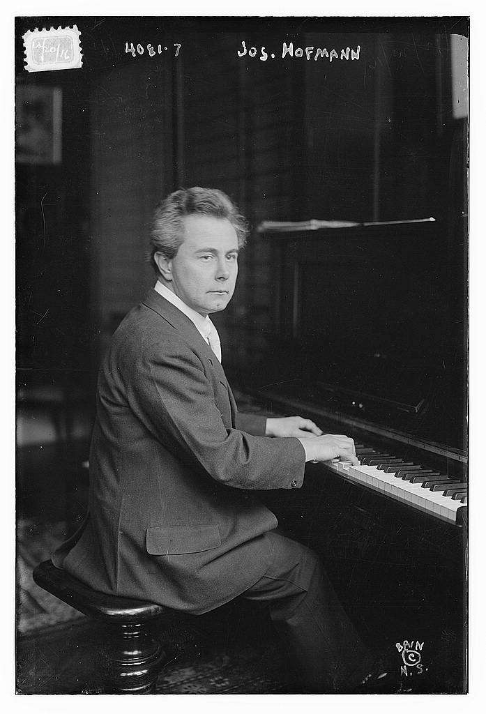 Hofmann in 1916