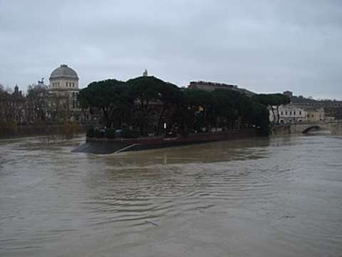 Tiber Island seen at a forty-year high-water mark of the Tiber, December 2008
