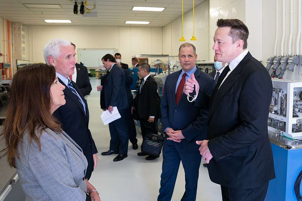 Musk with US Vice President Mike Pence in 2020 at the Kennedy Space Center shortly before the SpaceX Crew Dragon Demo-2 launch