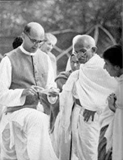 Gandhi and his personal assistant Mahadev Desai at Birla House, 1939