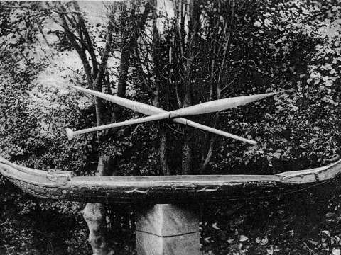 St. Christobal canoe, photographed by Guppy