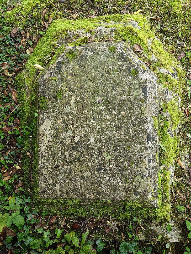 Tyndall's grave in St Bartholomew's churchyard, Haslemere, Surrey U.K.
