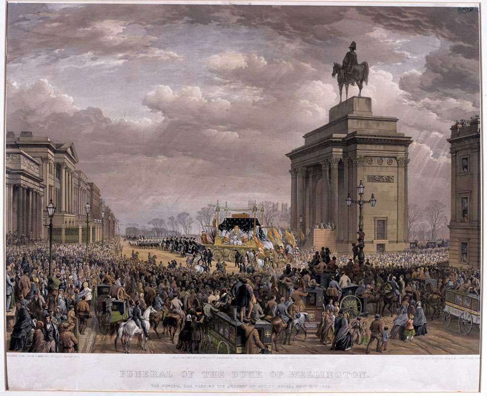 Wellesley's funeral procession passing the Archway at Apsley House