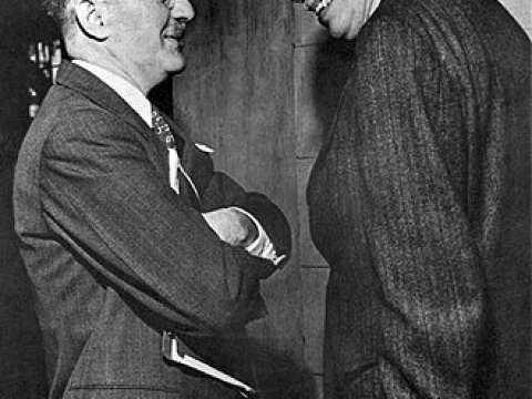 Keynes (right) and the US representative Harry Dexter White at the inaugural meeting of the International Monetary Fund's Board of Governors in Savannah, Georgia in 1946