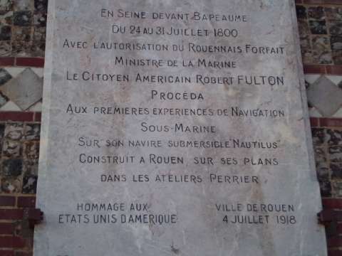 Commemorative plaque to Robert Fulton in the port of Rouen, made in 1918 to thank the United States for their involvement in the First World War