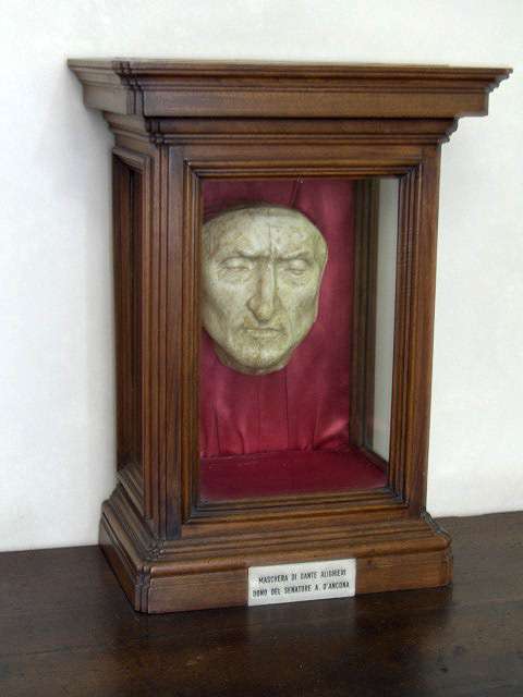 Recreated death mask of Dante Alighieri in Palazzo Vecchio, Florence