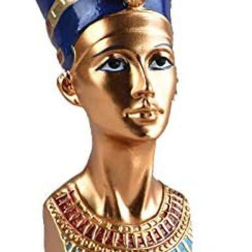 Ancient Egyptian Queen Nefertiti Statue