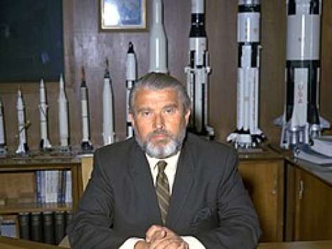 Still with his rocket models, von Braun is pictured in his new office at NASA headquarters in 1970