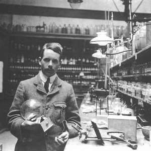 Henry Moseley, X-ray spectroscopy and the periodic table