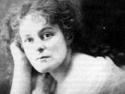 Maud Gonne (c. 1900)