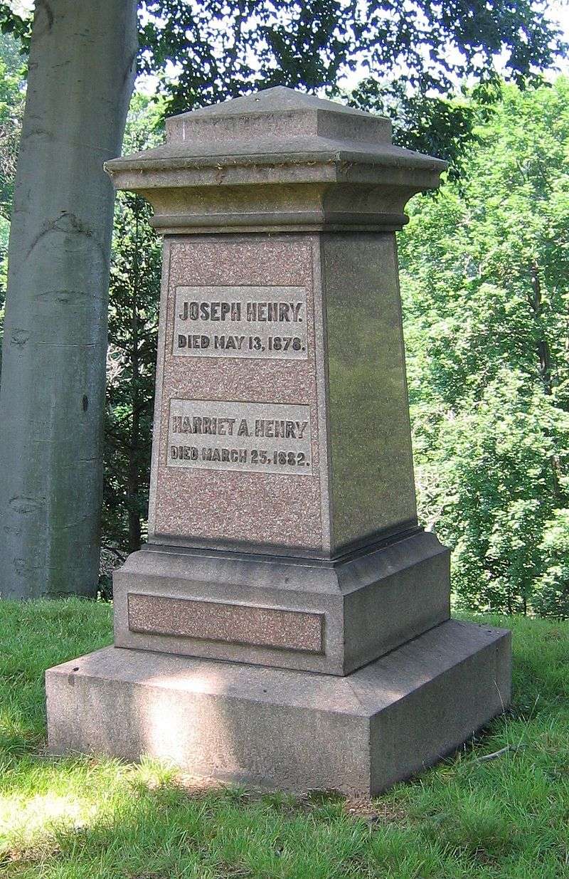 Henry's grave, Oak Hill Cemetery, Washington, D.C.
