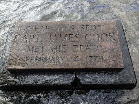 Marker at the shoreline of Kealakekua Bay near the spot Captain Cook was slain