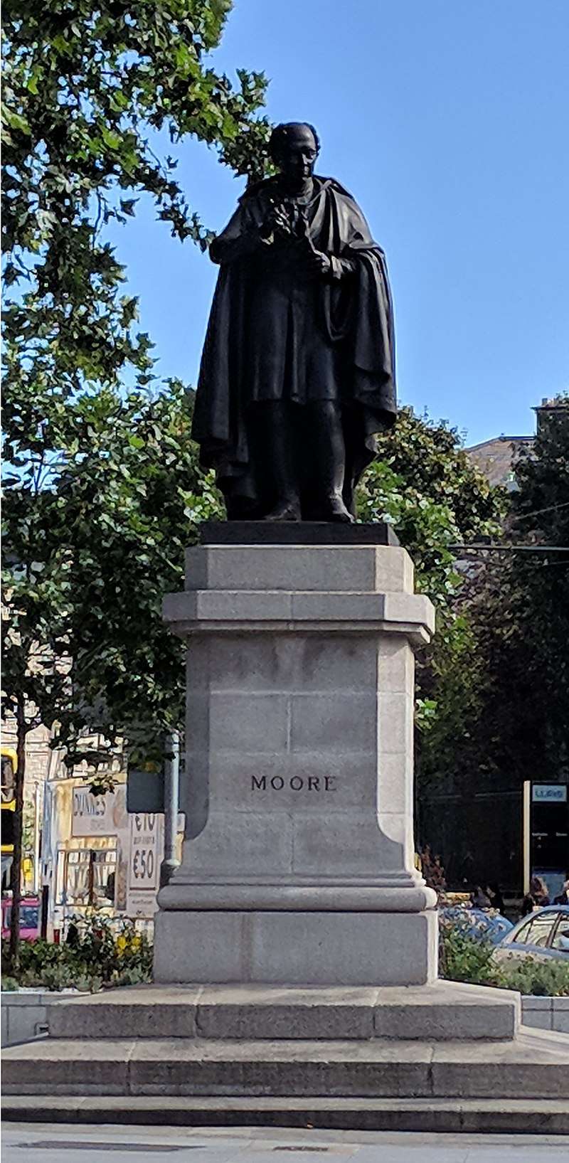 Statue of Moore in College Street, Dublin