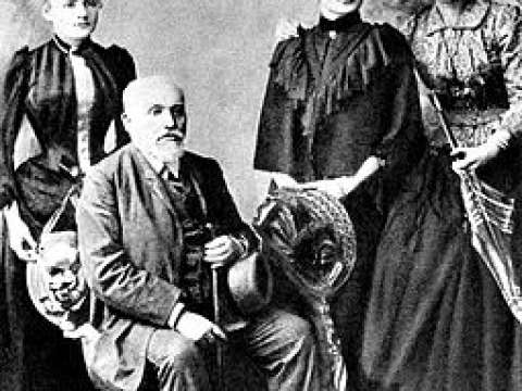 Władysław Skłodowski, daughters (from left) Maria, Bronisława, Helena, 1890