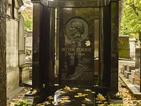 Grave in Montmartre