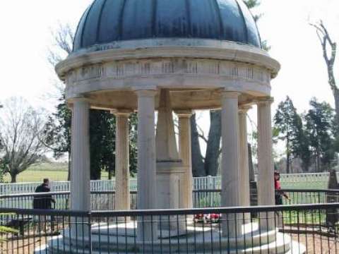 The tomb of Andrew and Rachel Jackson located at The Hermitage.