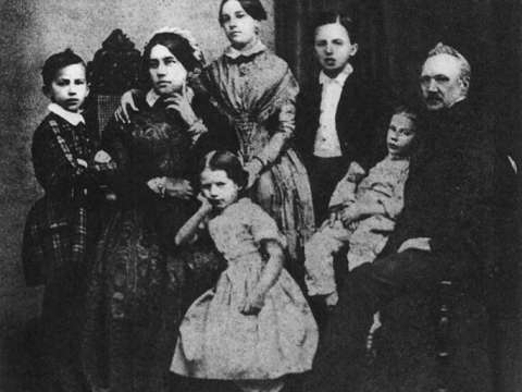 The Tchaikovsky family in 1848. Left to right: Pyotr, Alexandra Andreyevna (mother), Alexandra (sister), Zinaida, Nikolai, Ippolit, Ilya Petrovich (father)