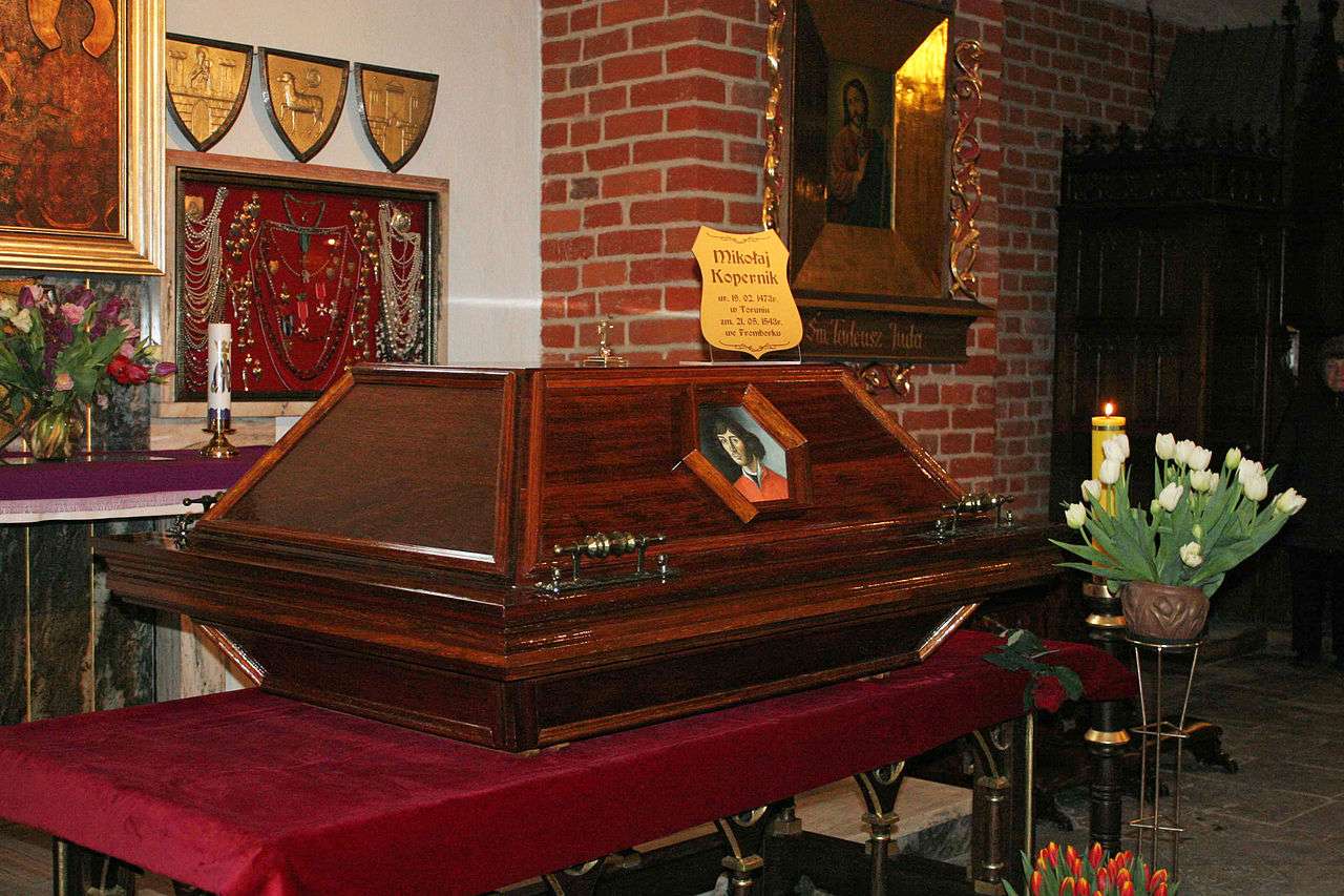 Casket with Copernicus' remains on exhibition in Olsztyn