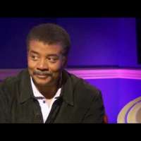 GZA freestyles about the universe in an interview with Neil deGrasse Tyson