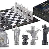 Harry Potter Wizard Chess Set