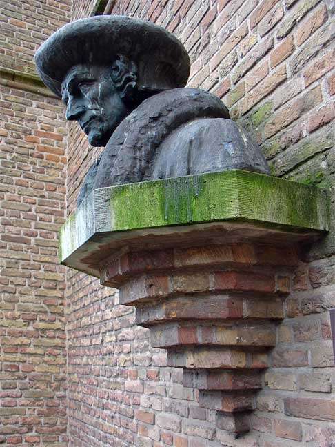 Bust by Hildo Krop (1950) at Gouda, where Erasmus spent his youth